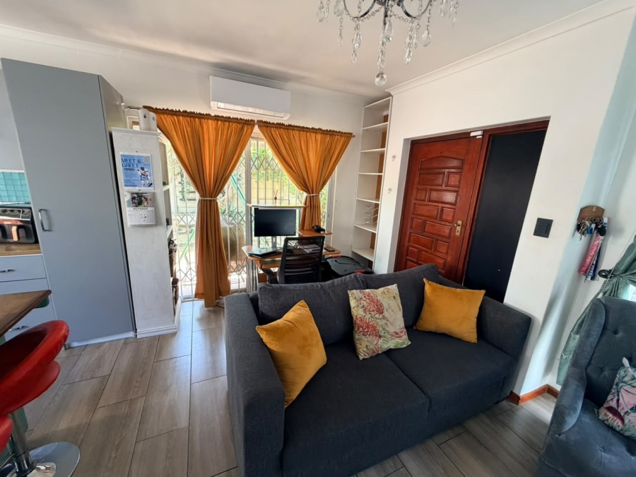 To Let 2 Bedroom Property for Rent in St Michaels Western Cape